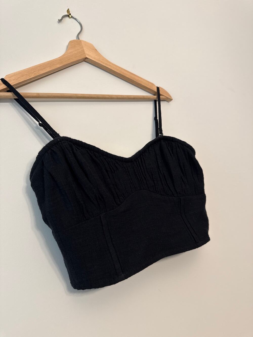American Eagle Black Textured Crop Top – Size M
